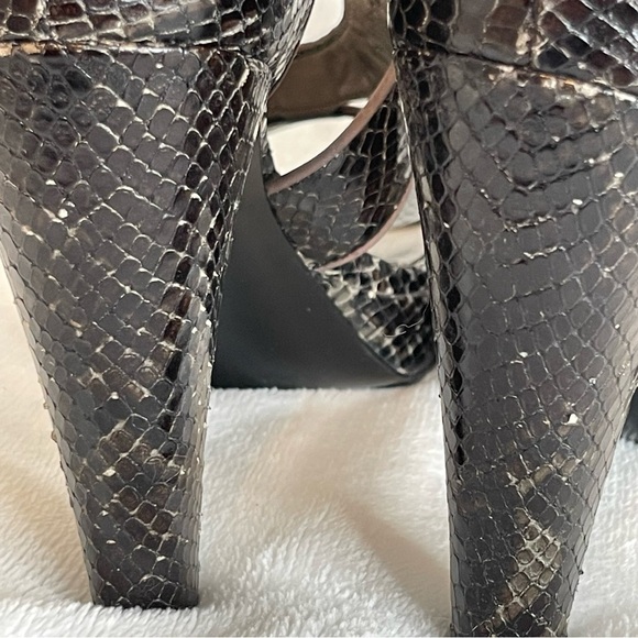 Coach Ivanah snakeskin print open toe heels shoes - Picture 10 of 11